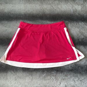Nike Tennis Skort - NEVER WORN/REPOSH - M
